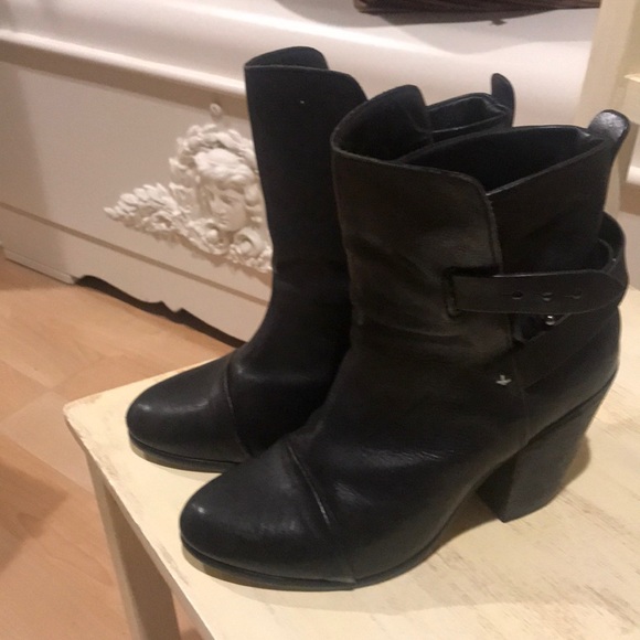 Used Rag and Bone boots - Picture 2 of 4